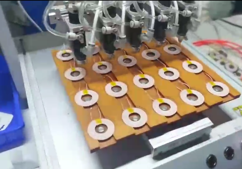 視頻3-多工位自動鎖螺絲機